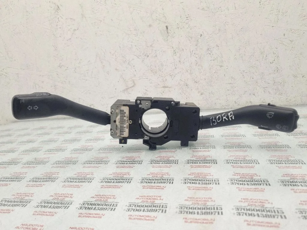 Sviru komplekts 8L0953513