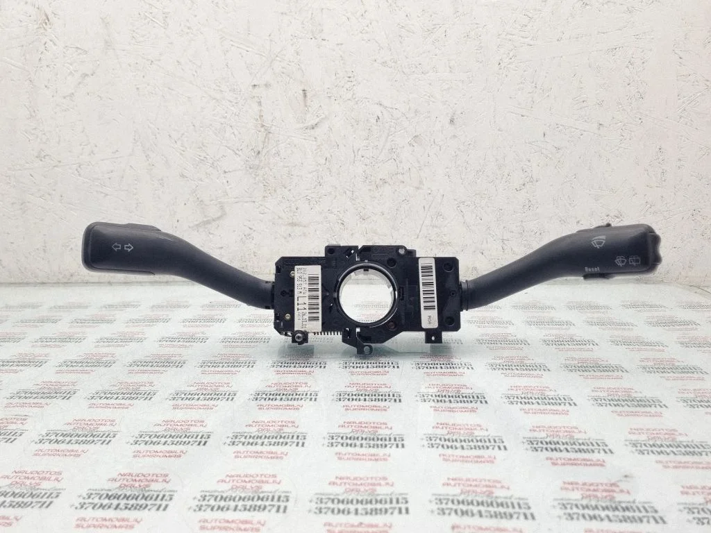 Wiper turn signal indicator stalk/switch 8L0953513M