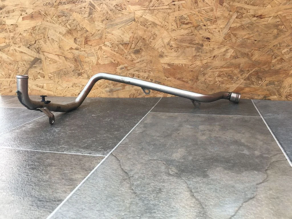 EGR valve line/pipe/hose 06C131143H