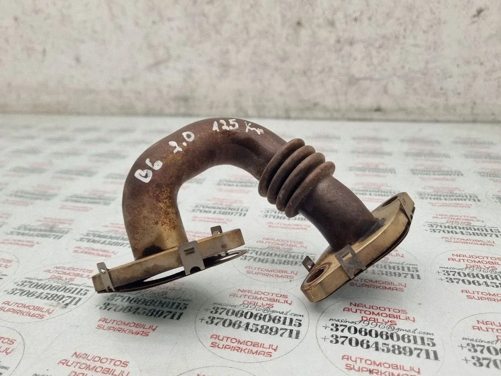 EGR valve line/pipe/hose 03G131521AM
