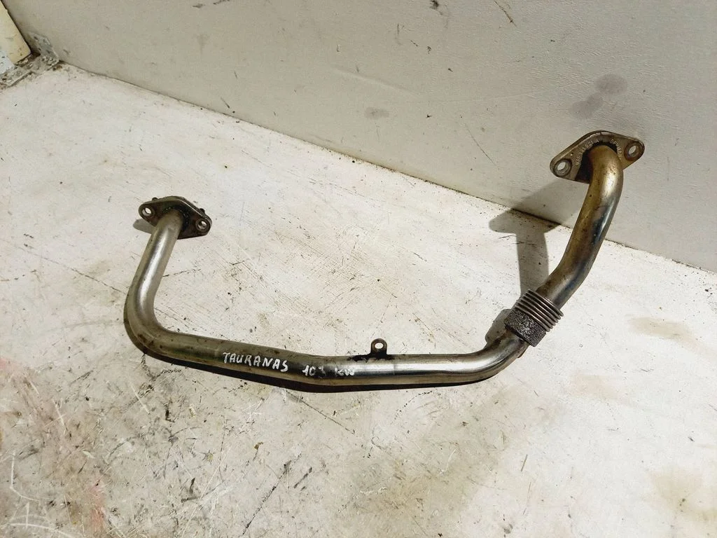 EGR valve line/pipe/hose 03G131521A