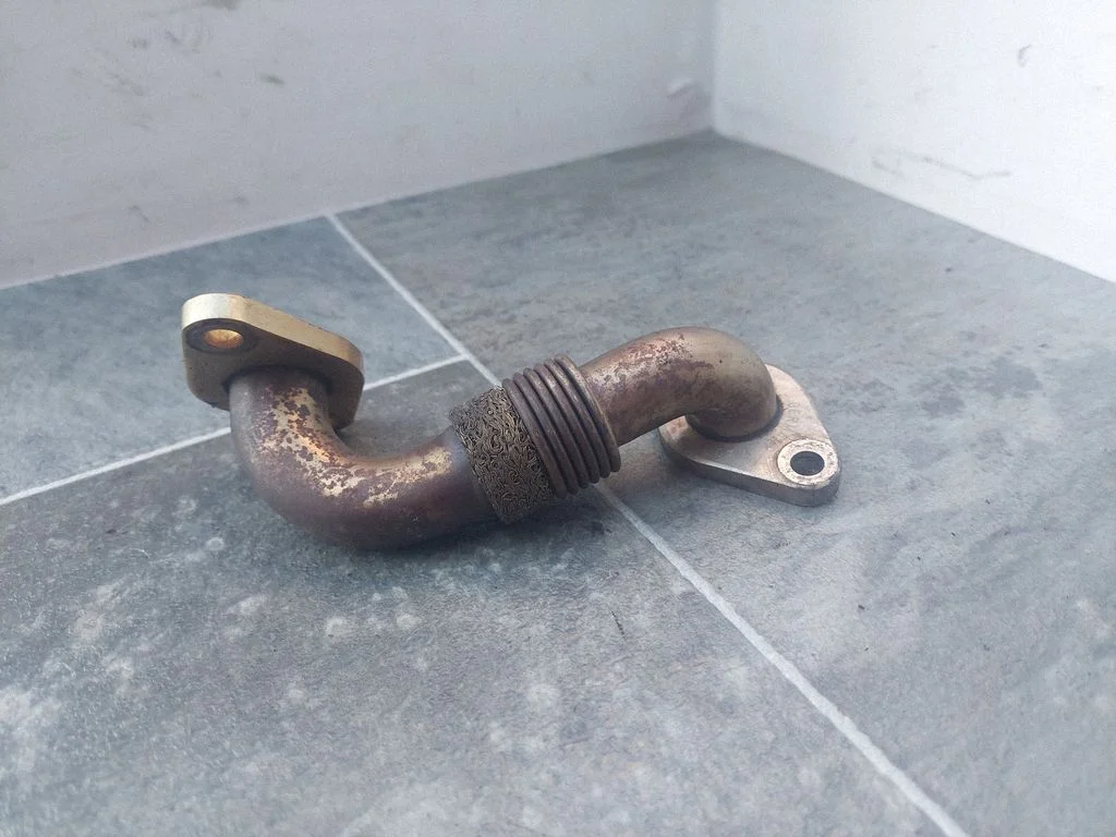 EGR valve line/pipe/hose 038131521CC