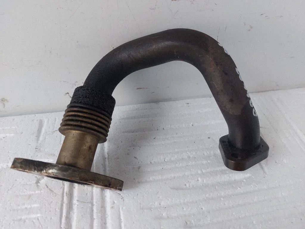 EGR valve line/pipe/hose 03G131521R