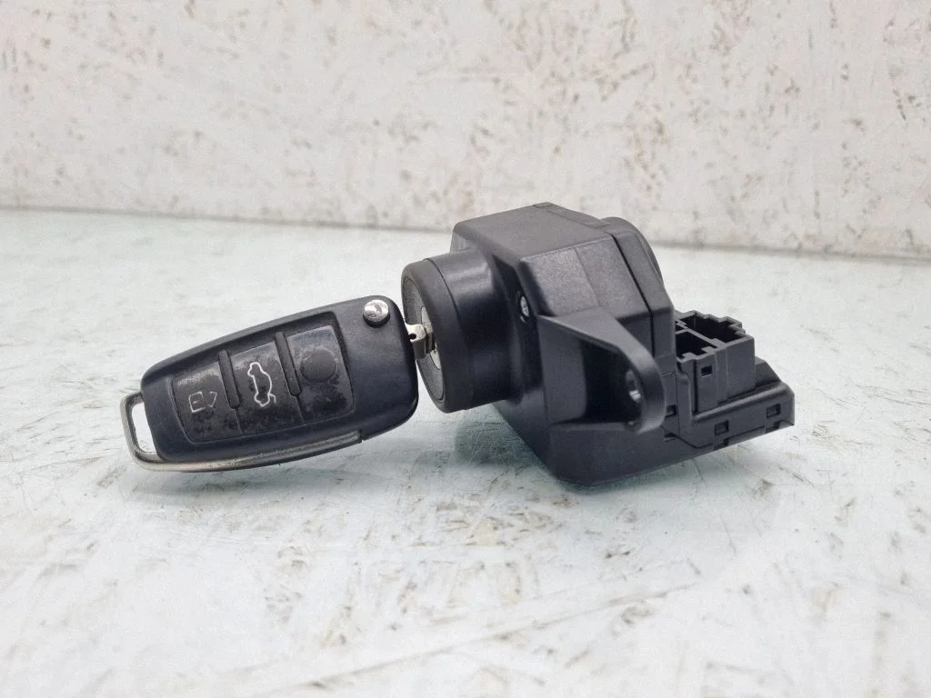 Süütelukk 4F0909131G