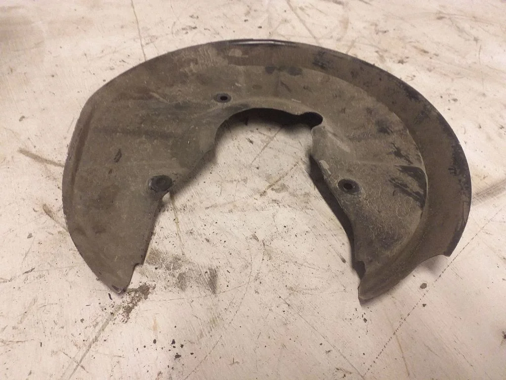 Rear brake disc plate dust cover 8E0615612J