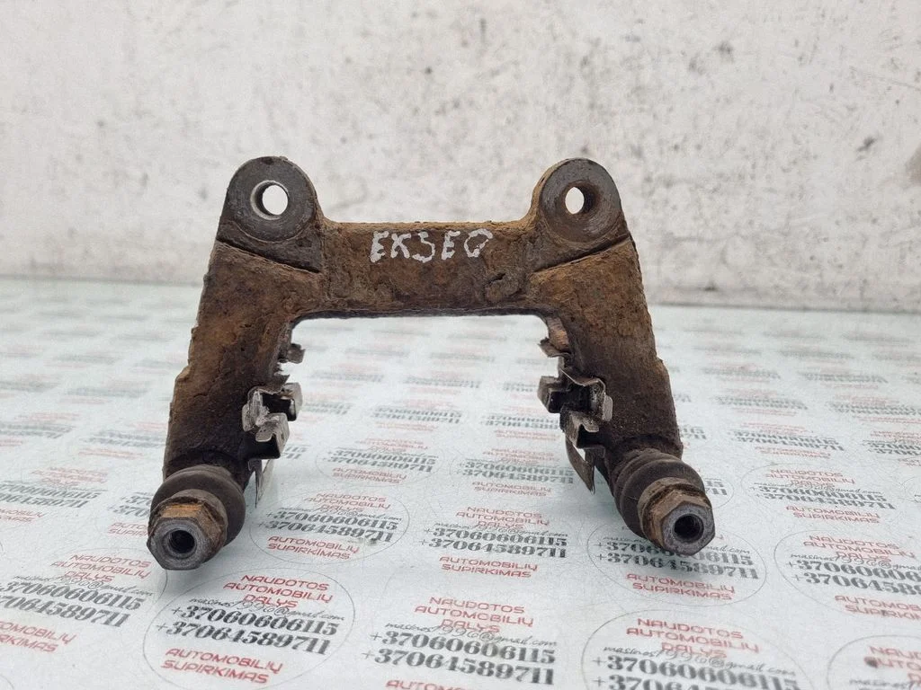 Brake caliper pad carrier rear – Seat Exeo (3R) (2008-2013)