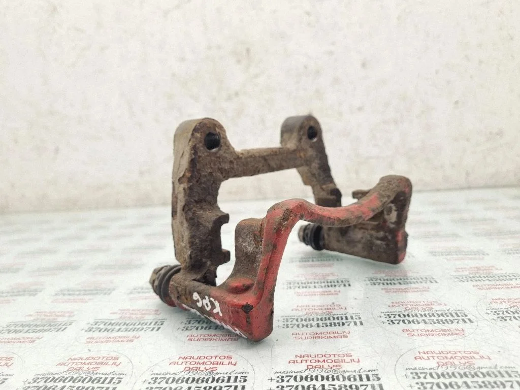 Brake caliper pad carrier rear – Volkswagen Passat B6 (2005-2010)