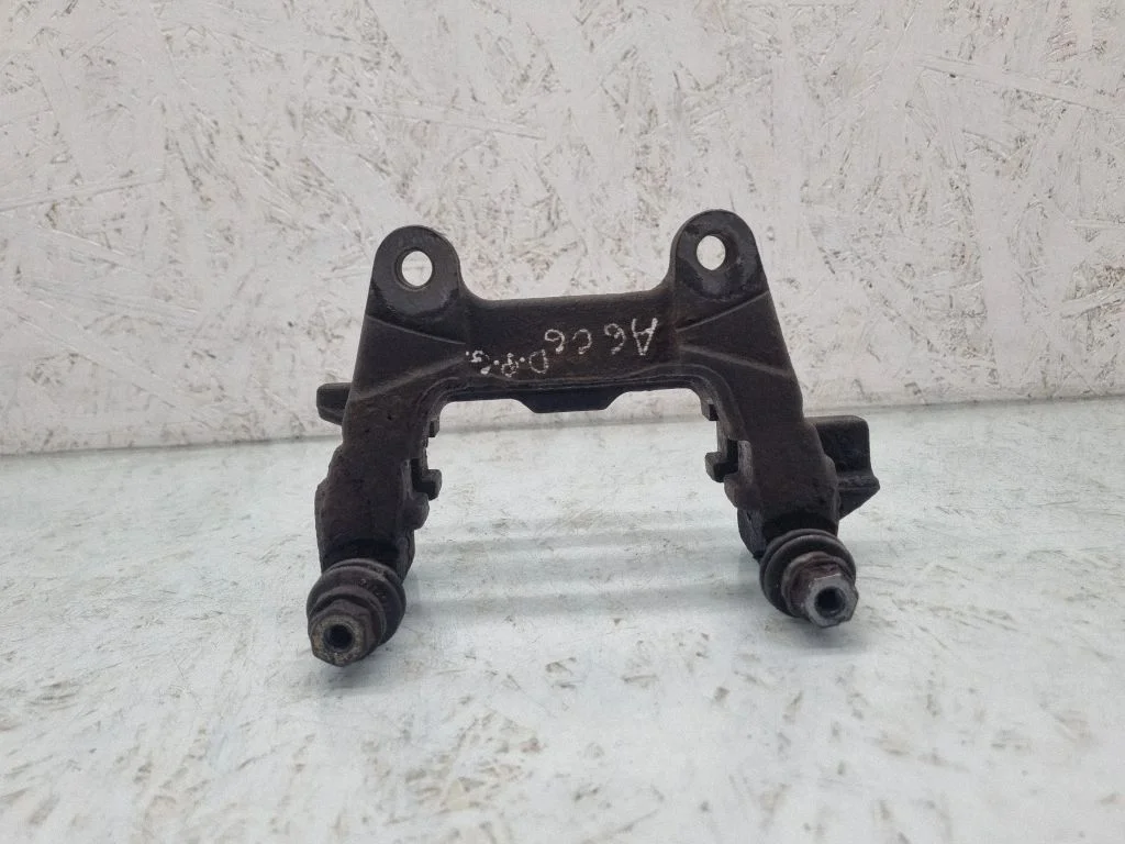 Brake caliper pad carrier rear – rear right