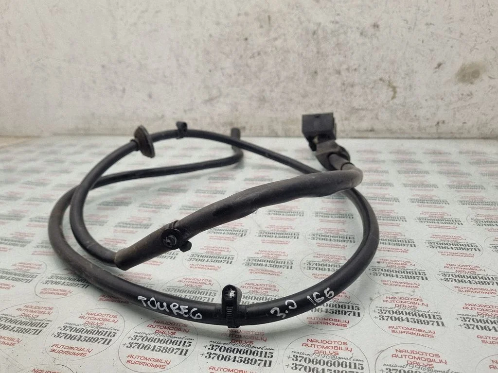 Przewód plusowy (akumulatora) – Volkswagen Touareg I (2002-2010)