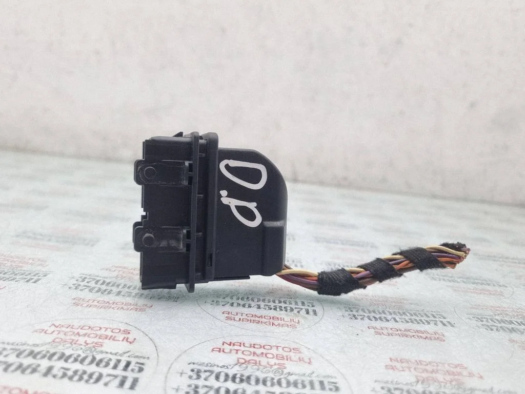 Front door wiring loom 8K0972701