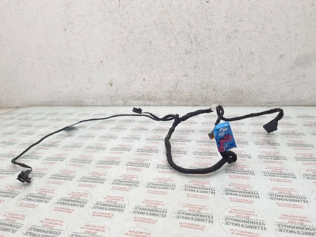 Front door wiring loom 8K0971035