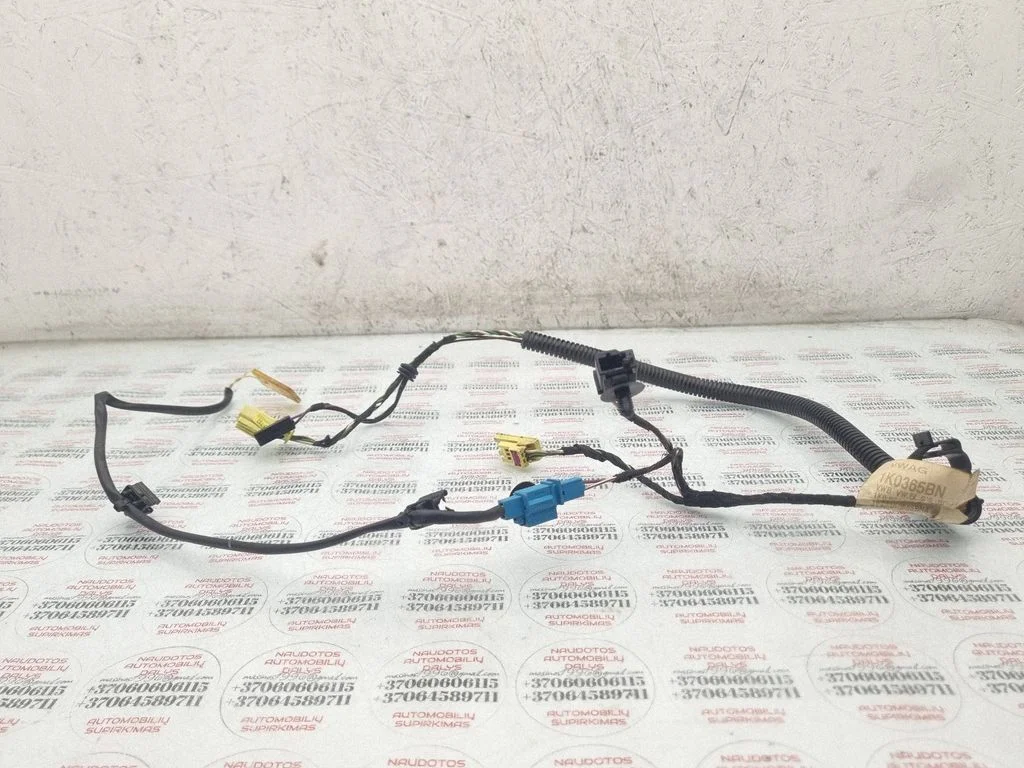 Priekšējo durvju vadu instalācija 1K0971365BN