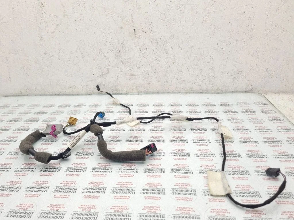 Front door wiring loom – Volkswagen Touran II (2010-2016)