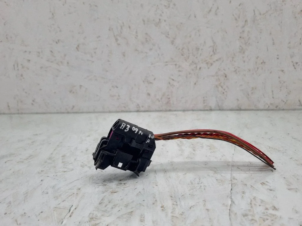 Front door wiring loom 8E0971981A