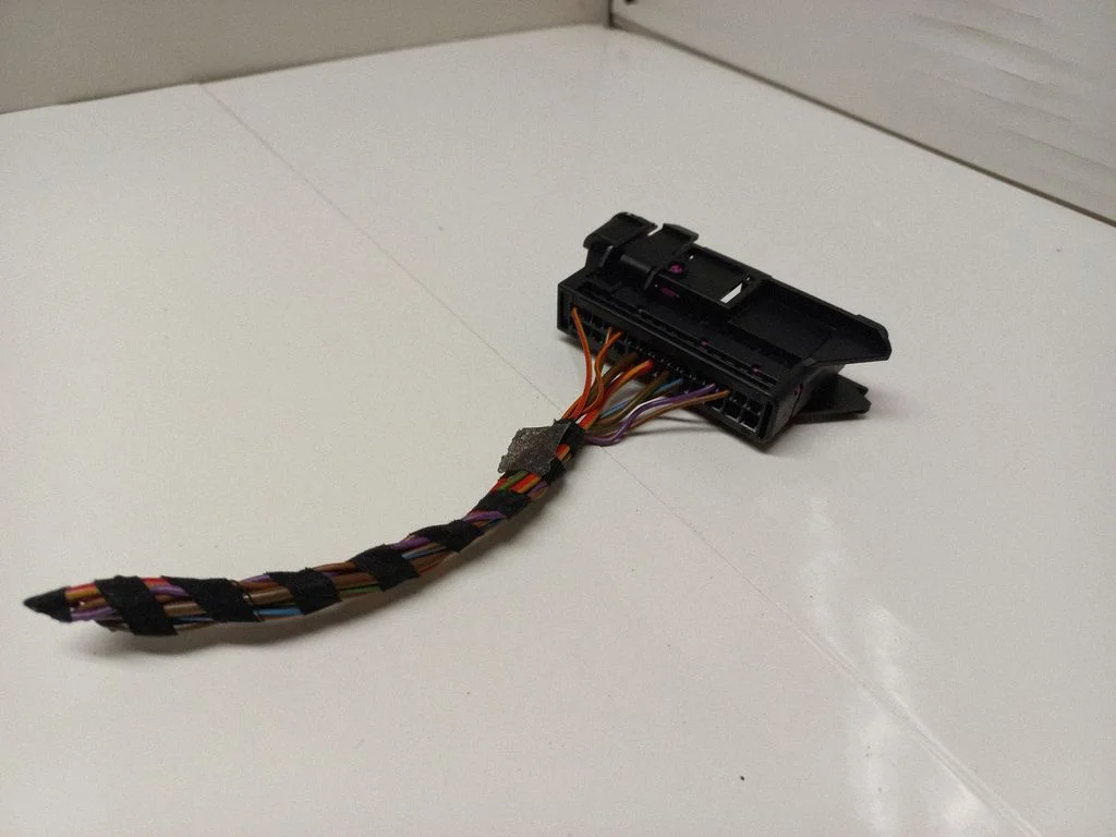 Front door wiring loom 1K0937722D
