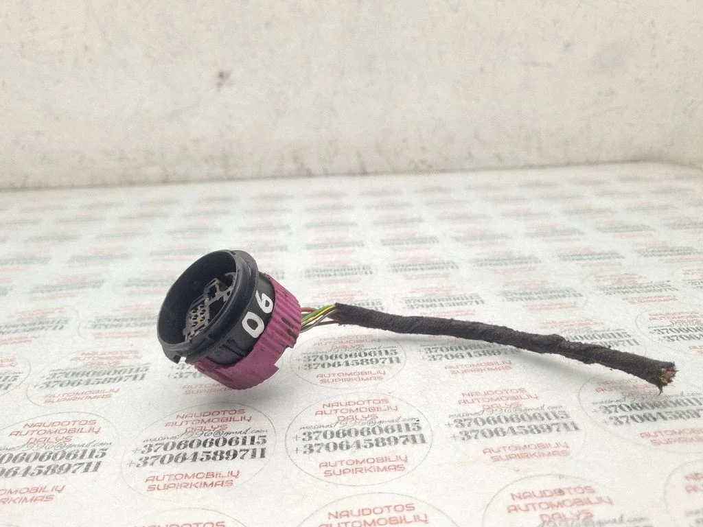 Aizmugurējo durvju vadu instalācija 3A0959740