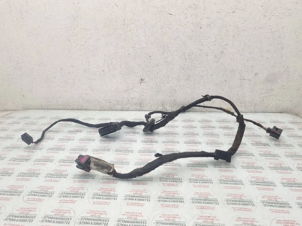 Aizmugurējo durvju vadu instalācija 1J4971161K