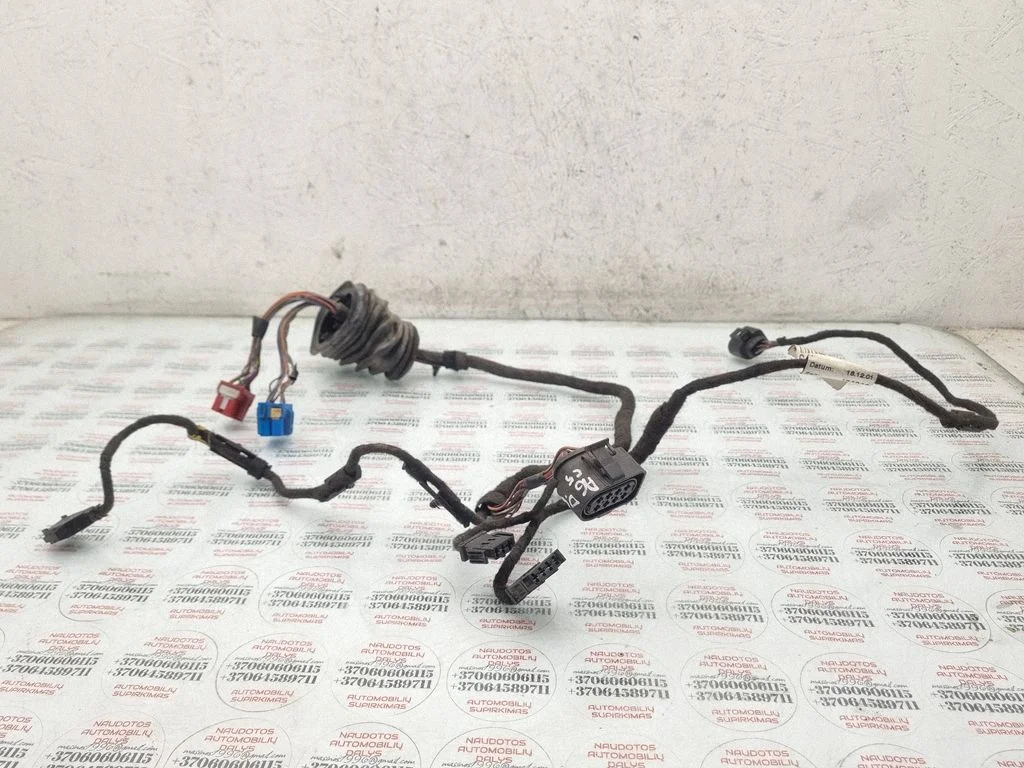Rear door wiring loom 4B0971687