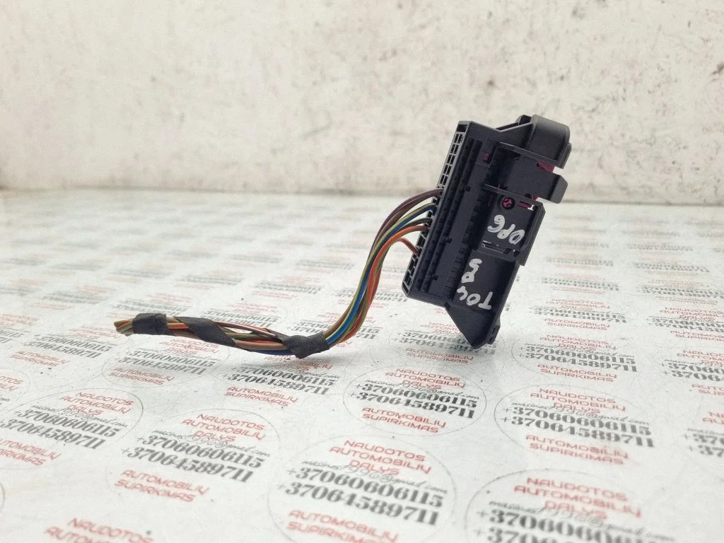 Rear door wiring loom 1K0937722D