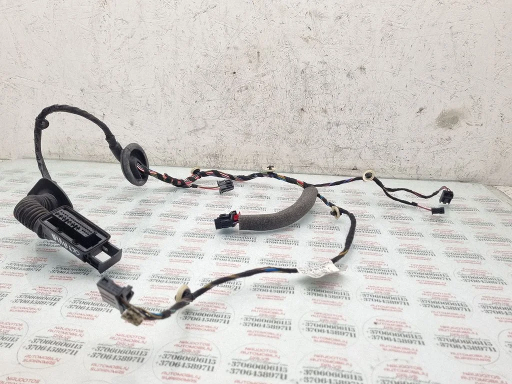 Tagaukse juhtmestik 5E0971693C