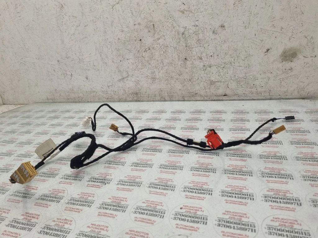 Rear door wiring loom 8E0971693L