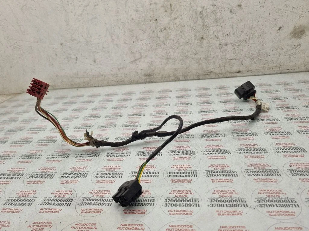 Rear door wiring loom 8D1971663AK