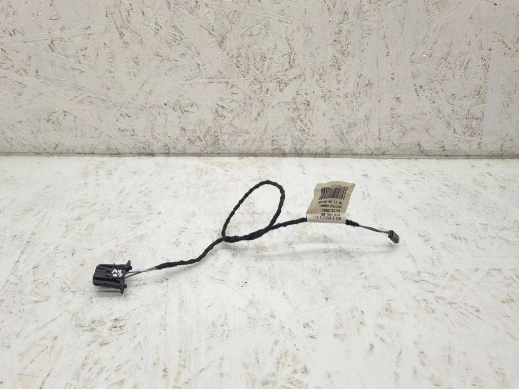 Rear door wiring loom 8E0971693M