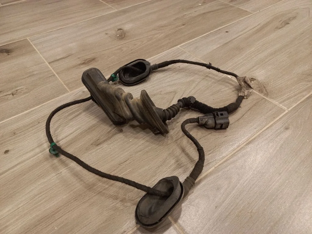 Tagaukse juhtmestik – Volkswagen Touran I (2003-2010)