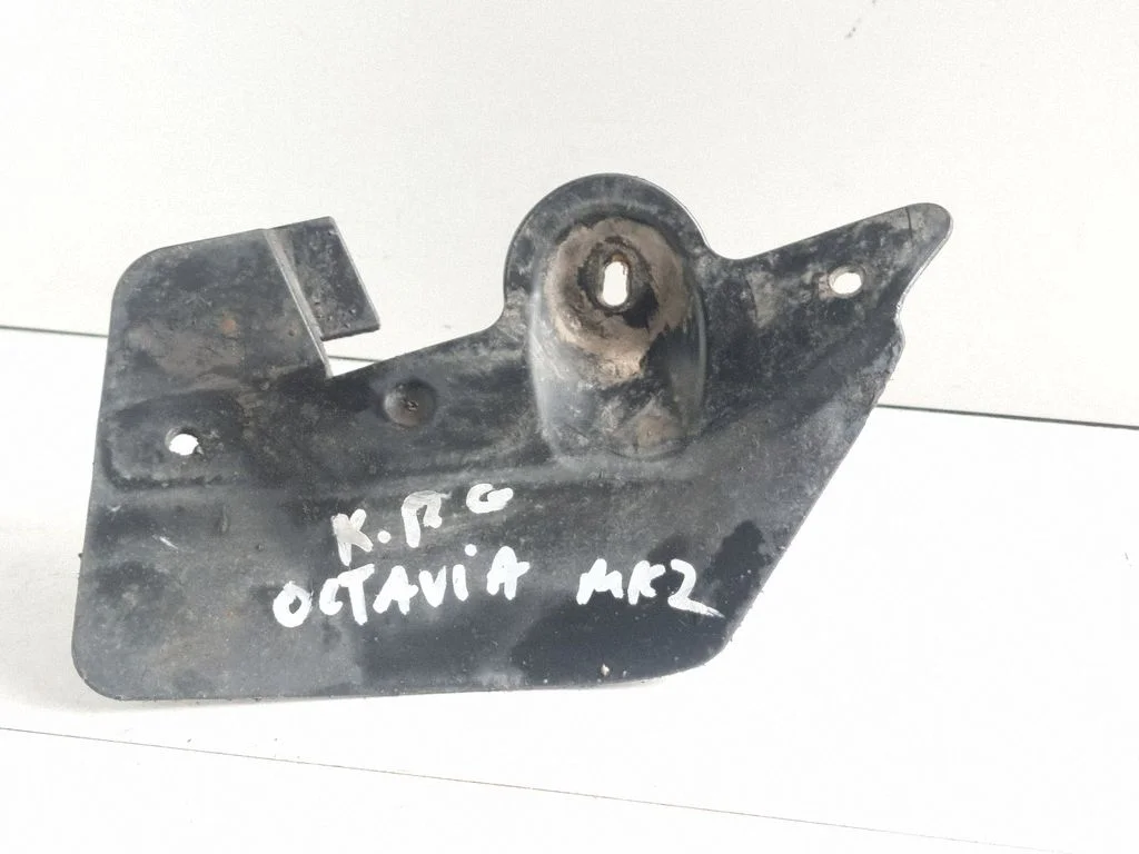 Rear mudguard – rear left