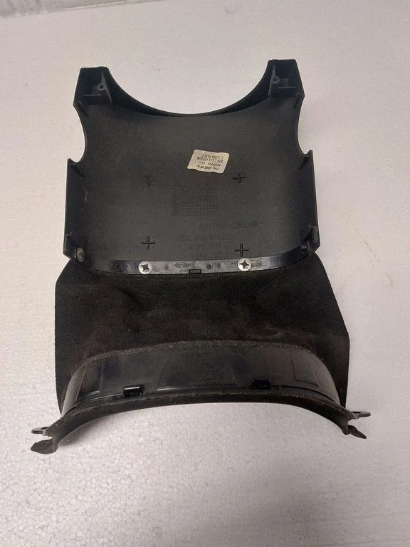 Steering wheel column trim 8E0953515