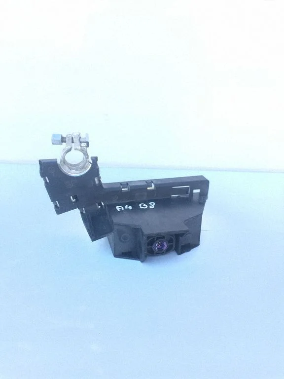 Positive wiring loom – Audi A4 Allroad B8 (2008-2016)