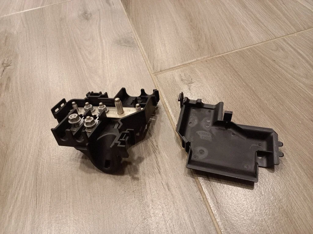 Plussjuhtmete ühendussõlm – Audi A6 Allroad C6 (2006-2011)