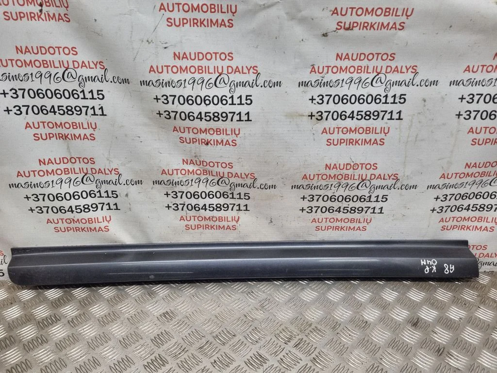 Listwa drzwi przednich – Audi A8 S8 D3 4E (2002-2009)