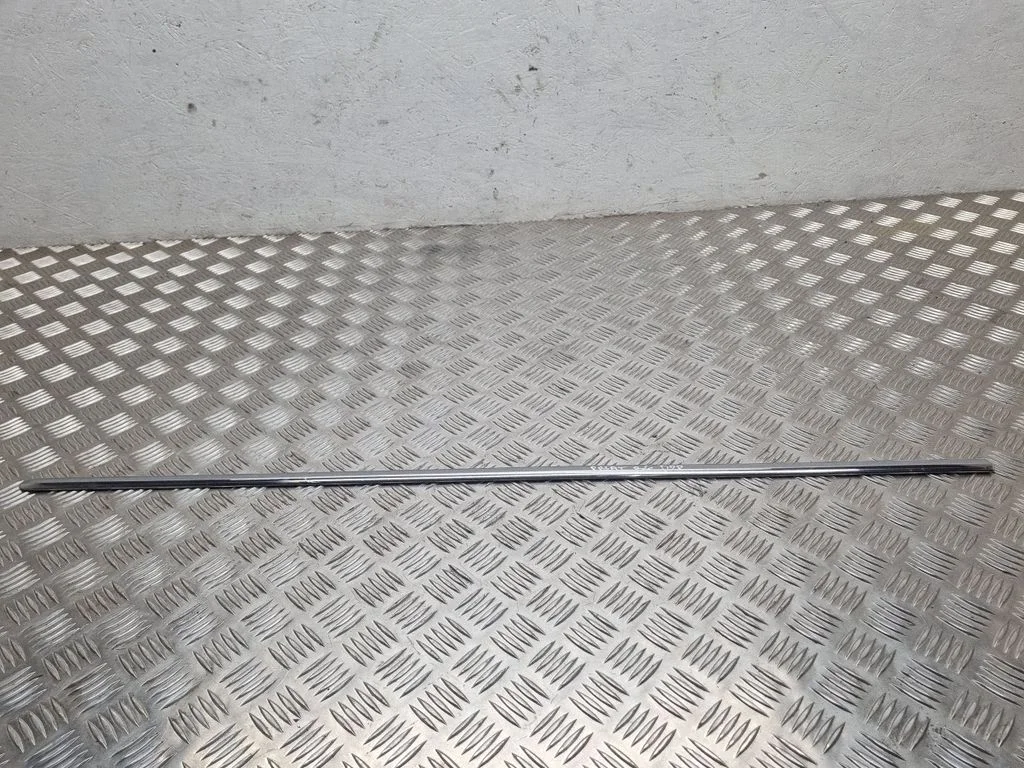 Front door trim (molding) 3C0853516C