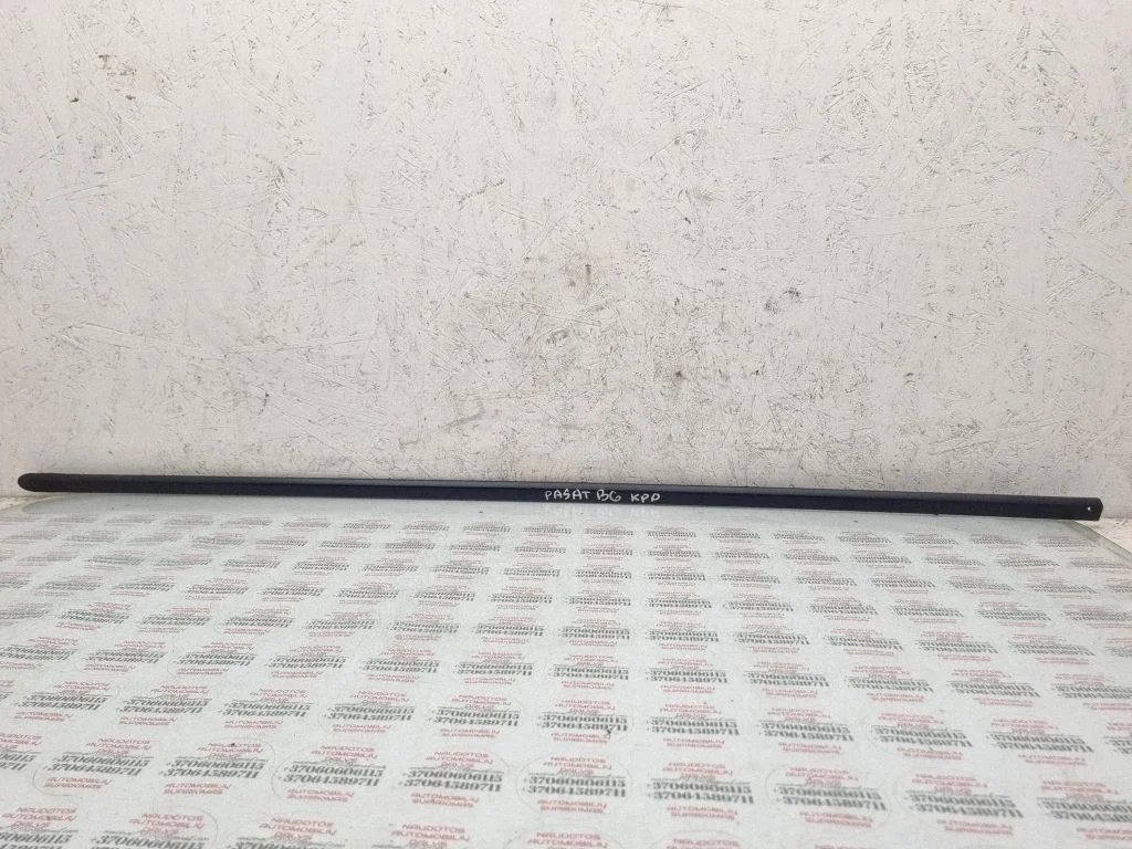 Front door trim (molding) 3C0853515