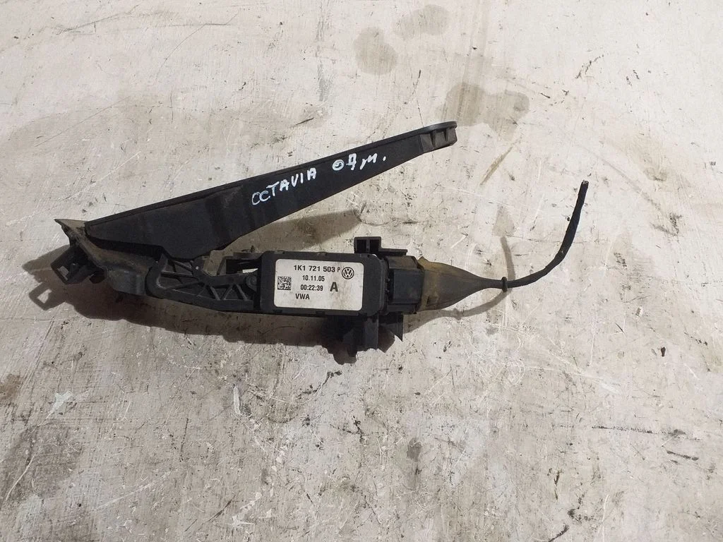 Accelerator throttle pedal 1K1721503P