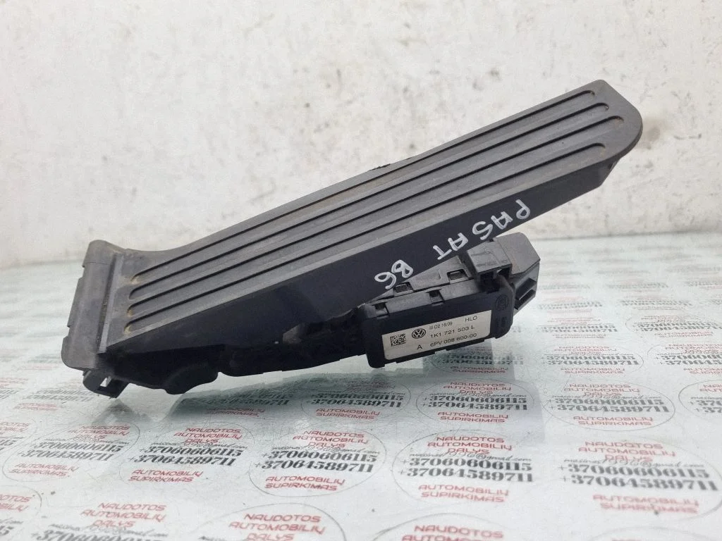 Pedał gazu 1K1721503L