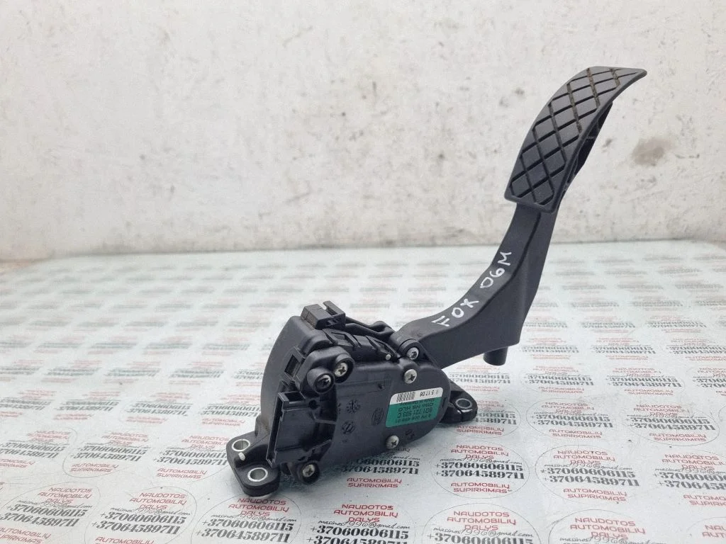 Accelerator throttle pedal 6Q1721503C