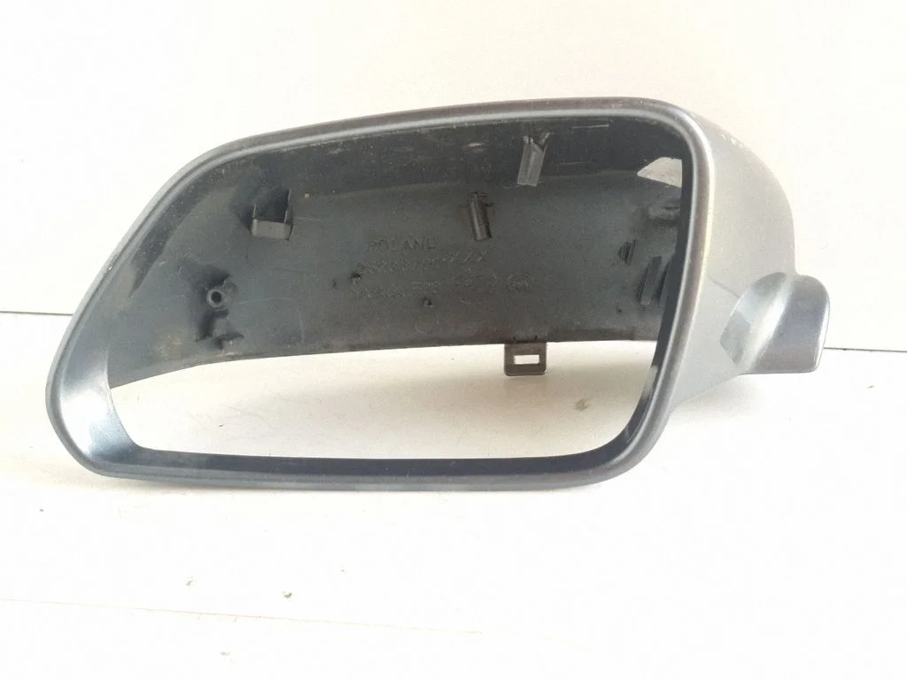 Välispeegli plastkate – Skoda Octavia Mk2 (1Z) (2004-2013)