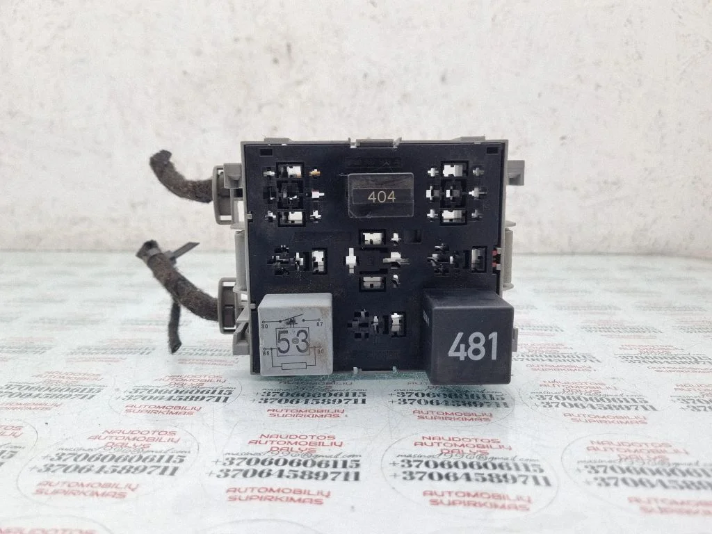 Fuse module – Volkswagen Touareg I (2002-2010)