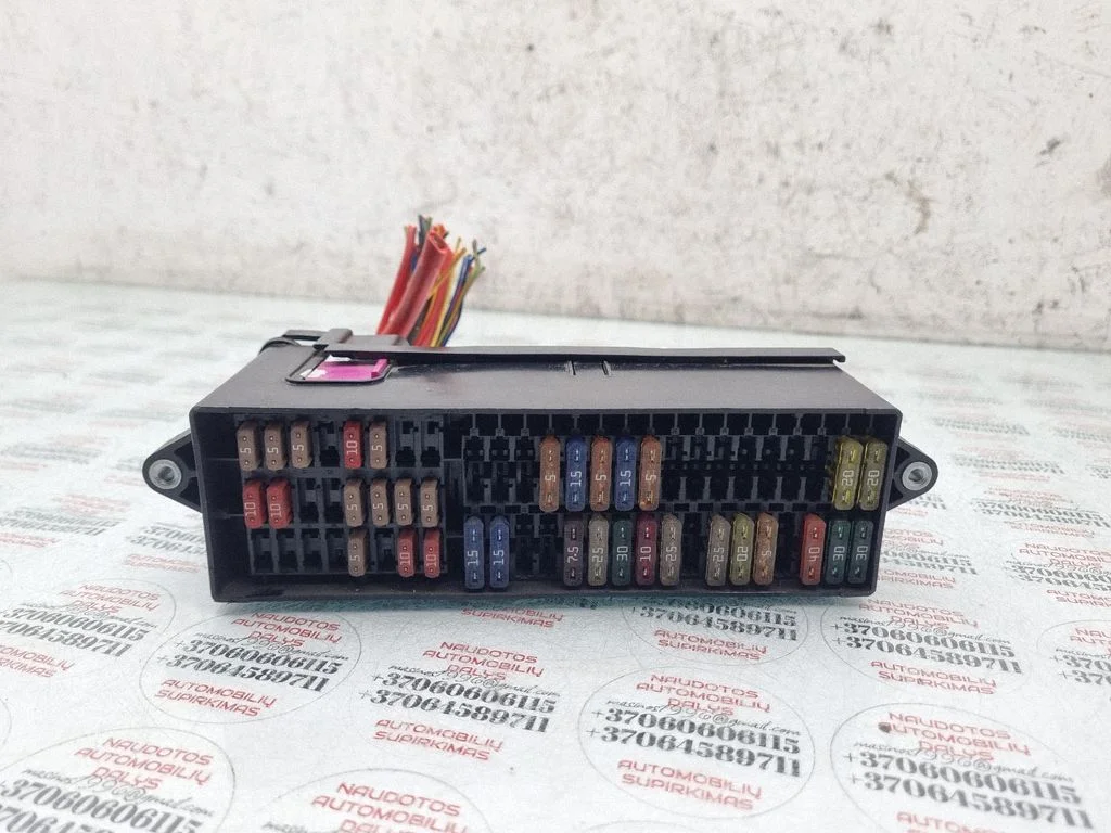 Fuse module – Volkswagen Touran I (2003-2010)