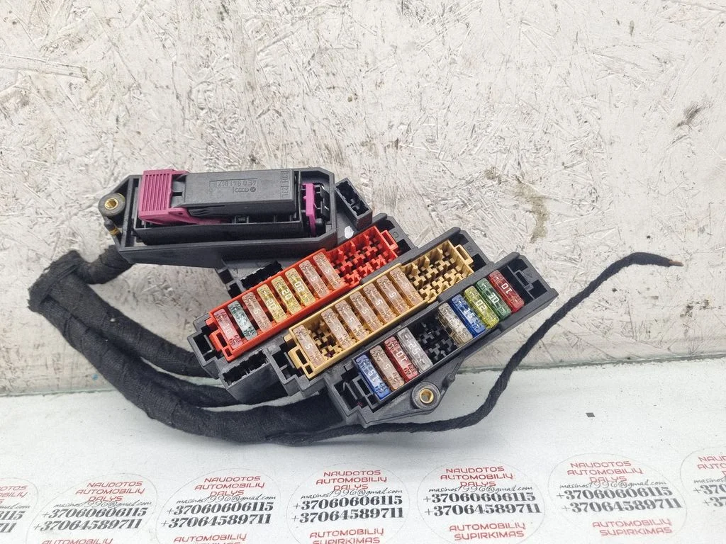Fuse module – Audi Q7 4L (2005-2015)