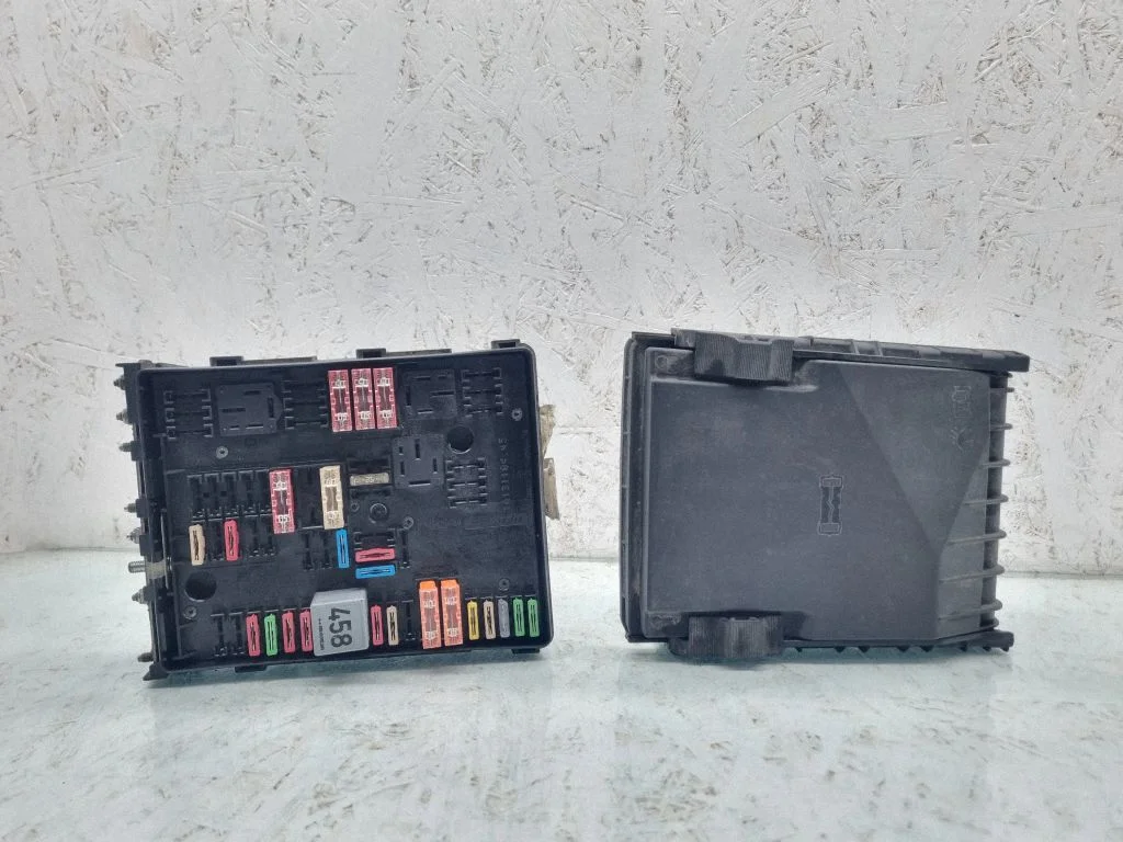 Fuse module – Seat Toledo II (1M) (1998-2006)