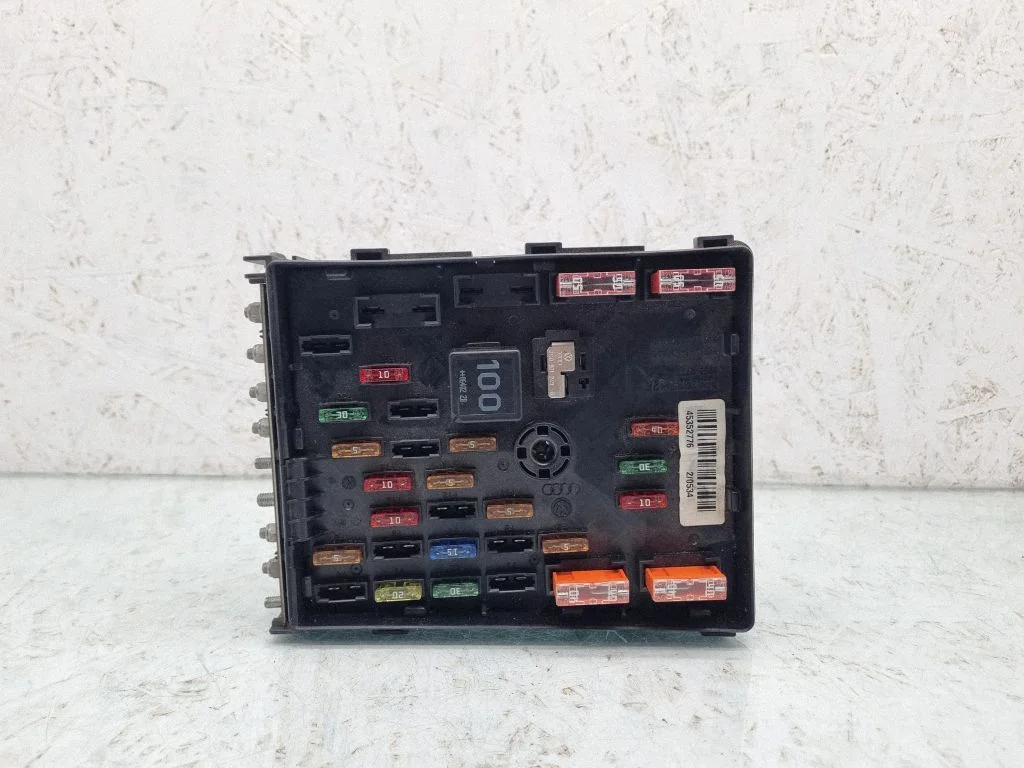 Drošinātāju bloks 3C0937125