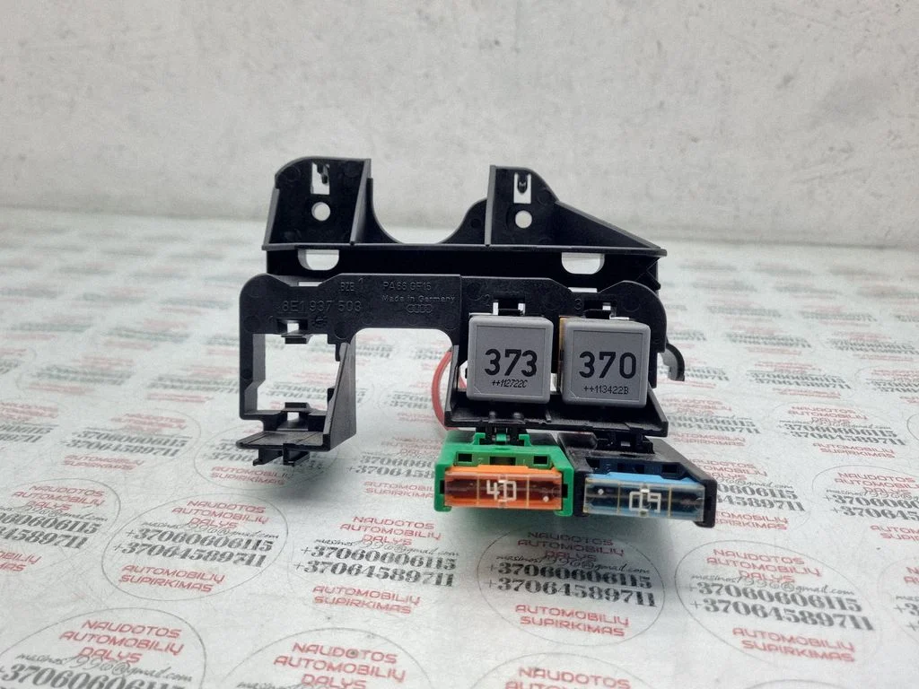 Drošinātāju bloks 8E1937503