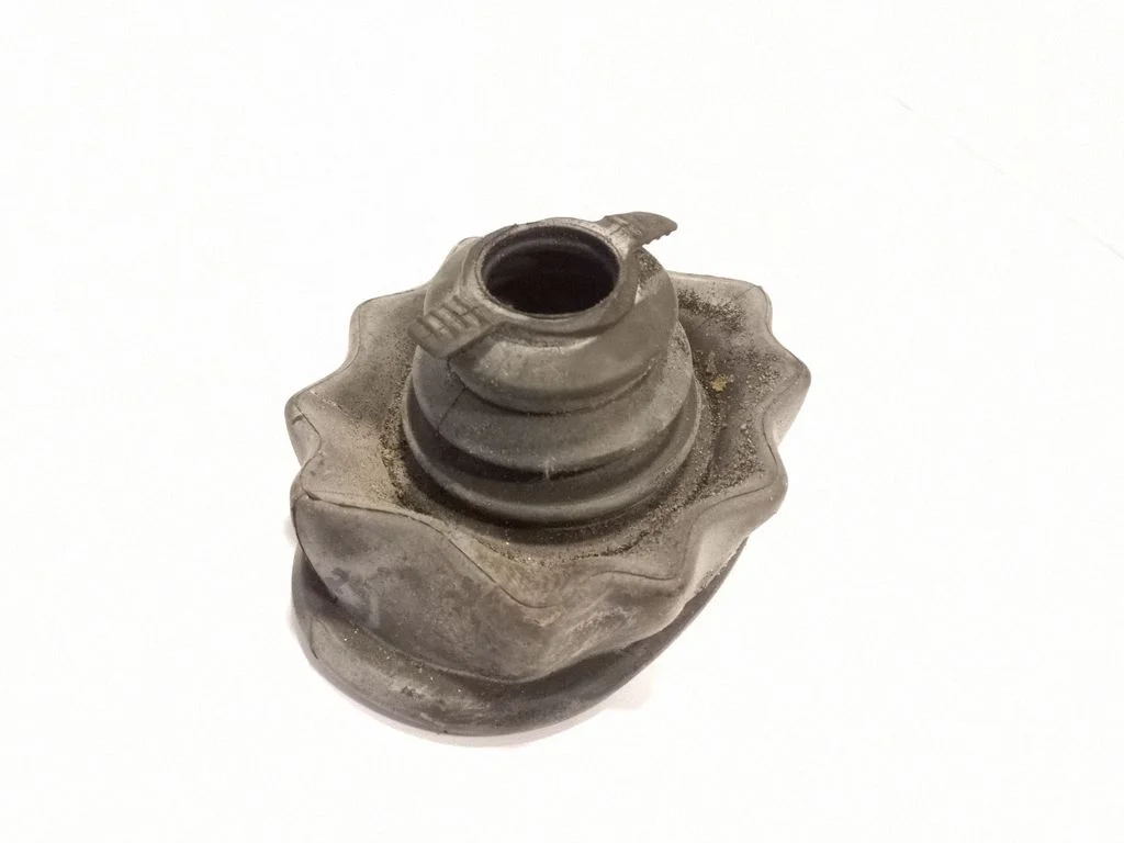 Muu salongiosa 8K0711167A