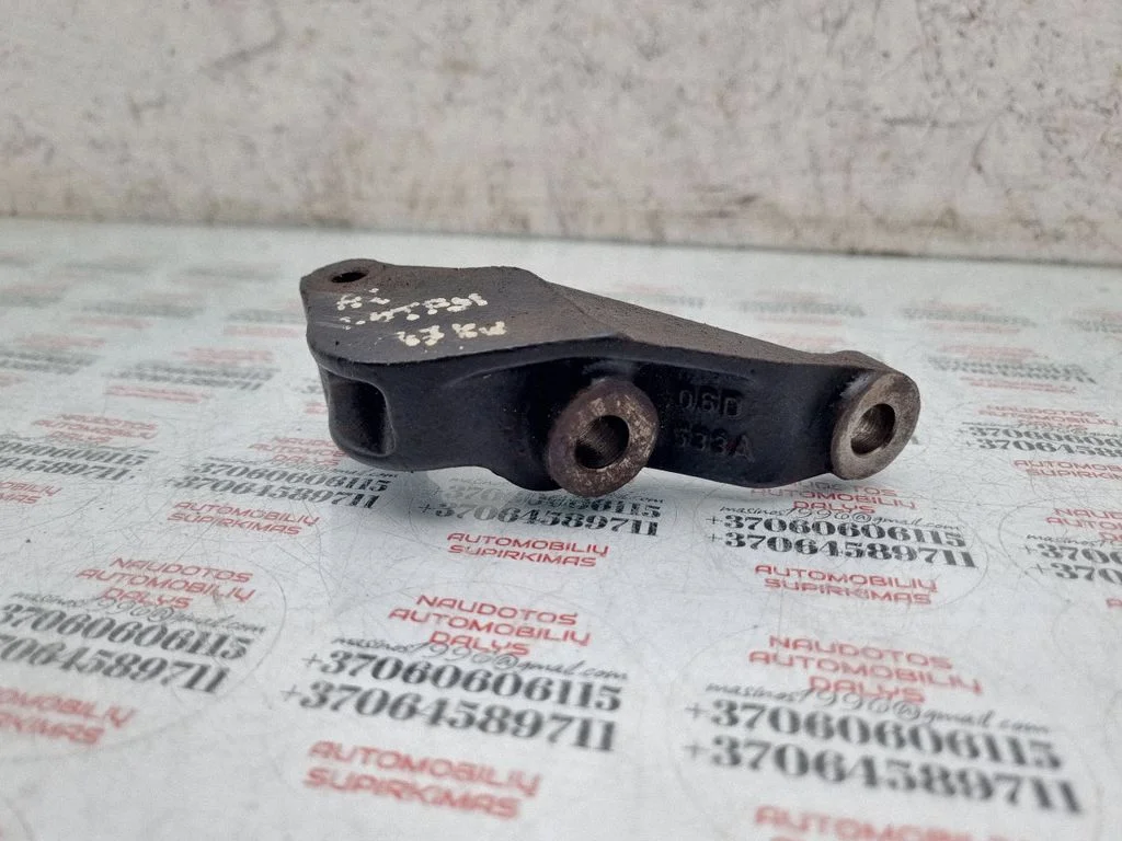 Other engine bay part 06D533A