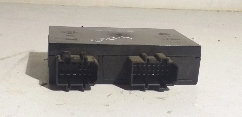 Comfort/convenience module 1J0595799J