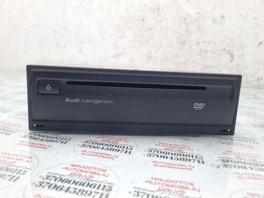 Radio/CD/DVD atskaņotājs/navigācija – Audi Q7 4L (2005-2015)