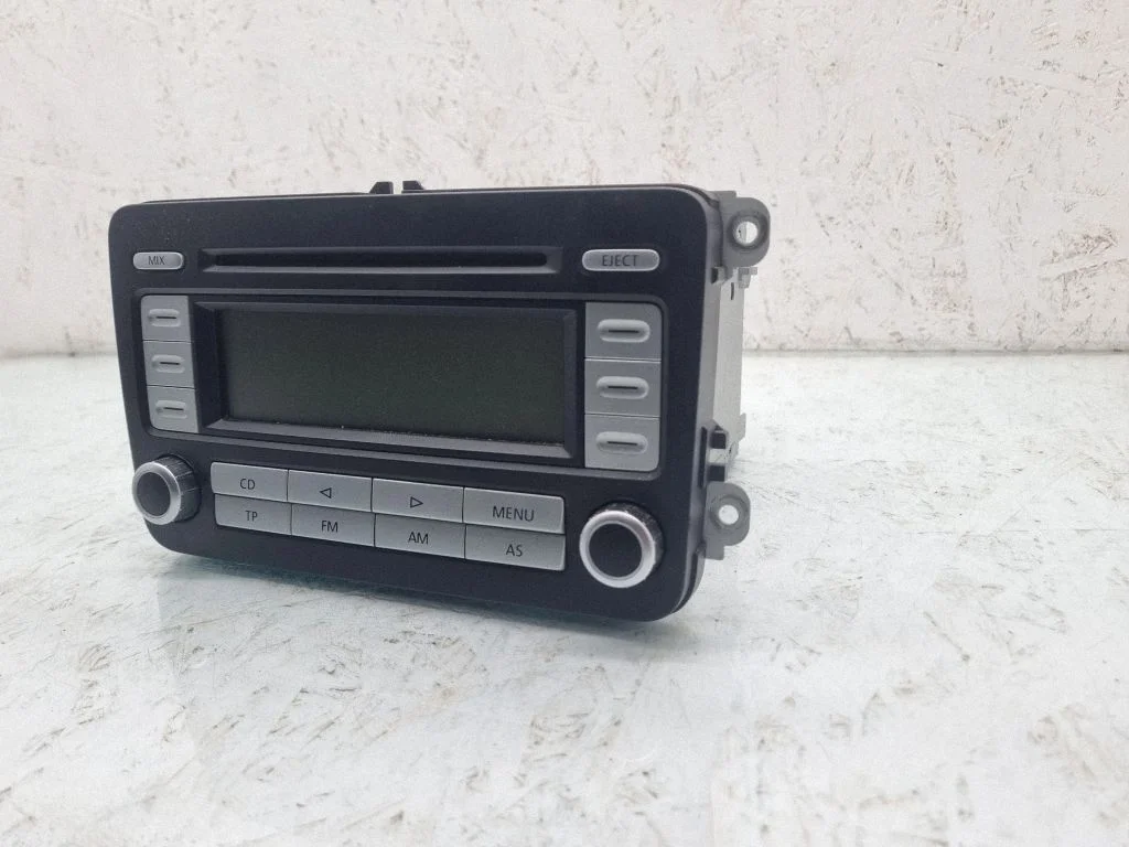 Radio/CD/DVD/GPS head unit 1K0035186T